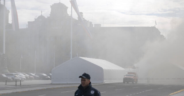 'Terrorist Attack': Fire, Shooting at Pro-Serb Govt Protest Injures One
