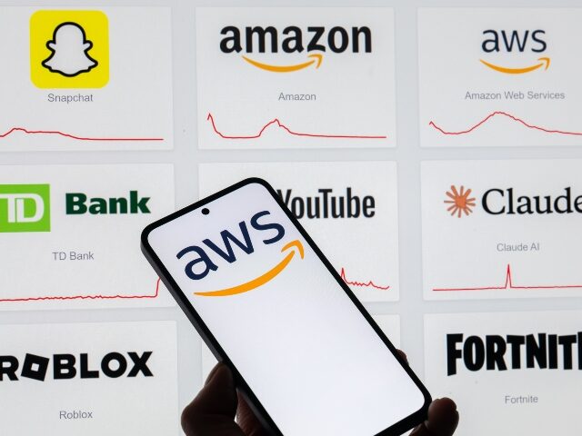 AWS outage paralyzes internet