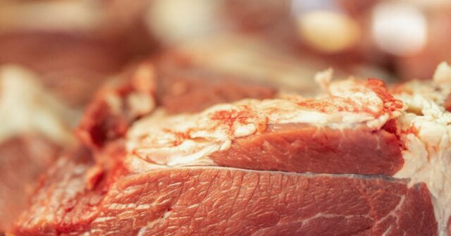 Trump Suggests Buying Argentine Beef to Lower Prices, Help Argentina ‘Survive’