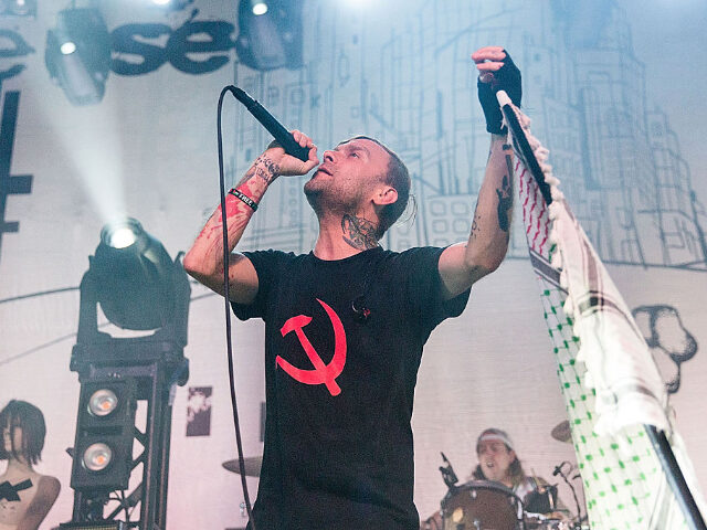 BertMcCracken AUSTIN, TX - AUGUST 26: Vocalist Bert McCracken of The Used performs in concert at Emo