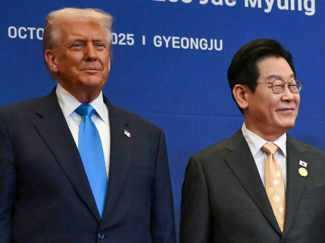 Donald Trump and Lee Jae-myung US President Donald Trump (L) and South Korea's President Lee Jae Myung take their po