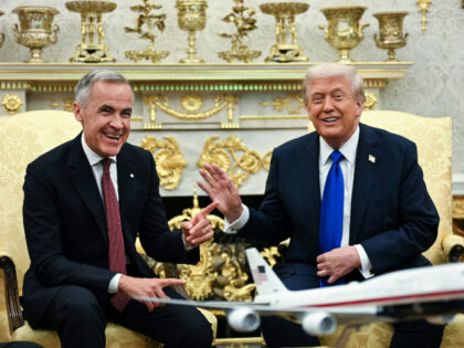 US President Donald Trump meets with Canadian Prime Minister Mark Carney in the Oval Offic