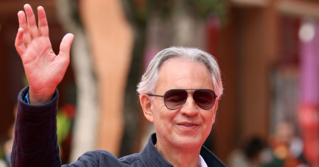 Opera Singer Andrea Bocelli Sings for Trump During White House Visit