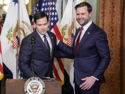 Marco Rubio, US secretary of state, center, and US Vice President JD Vance during a sweari