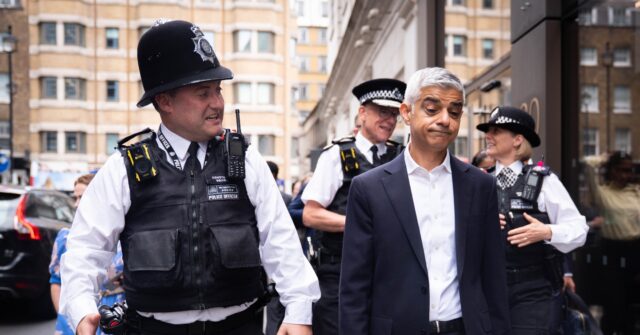 Khan, Met Police Accused of 'Covering Up' of London Grooming Gangs