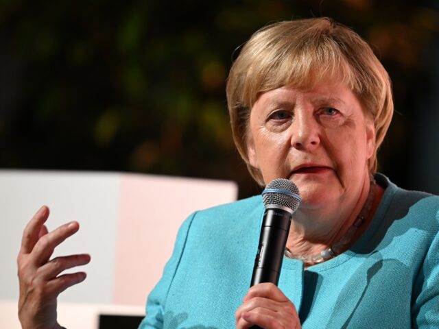 27 August 2025, Bavaria, Augsburg: Former German Chancellor Angela Merkel (CDU) speaks to