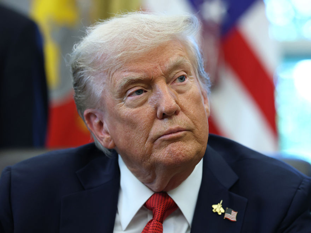 GettyImages-2239622473 WASHINGTON, DC - OCTOBER 06: U.S. President Donald Trump speaks in the Oval Office at the