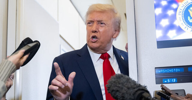 Trump Warns Putin Settle War or Tomahawks May Be 'In Their Direction'