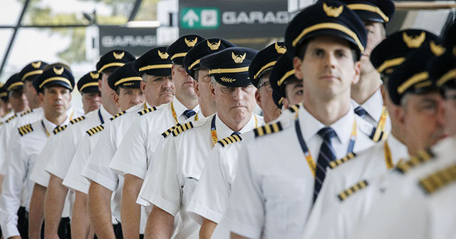 Pilot Unions Call for Passage of Clean CR to Reopen Government