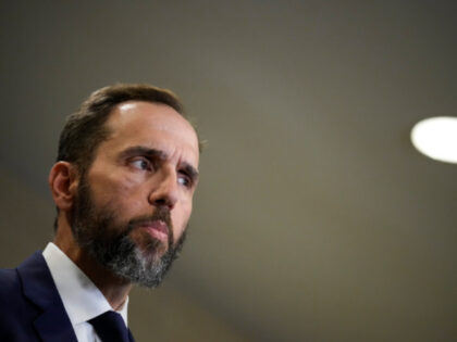 Jack Smith Breaks Silence in London as GOP Demands Testimony on Trump Investigations