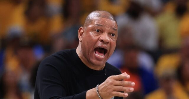 Bucks' Doc Rivers Rips ICE Arrests in Chicago: 'That's Not this Country'