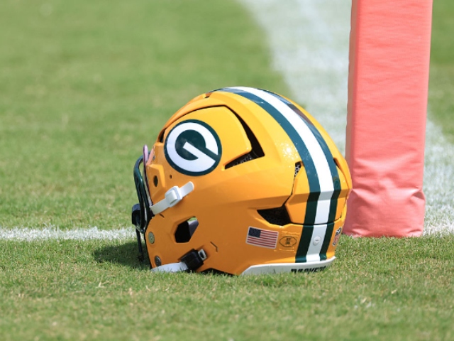Packers' Flight to Play Cardinals in Arizona Delayed More Than 5 Hours