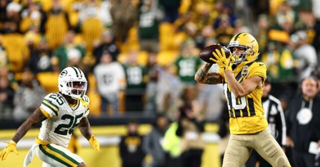 VIDEO: Cris Collinsworth Asked the Right Question After Replay Assisted TD, But Didn’t Get a Great Answer