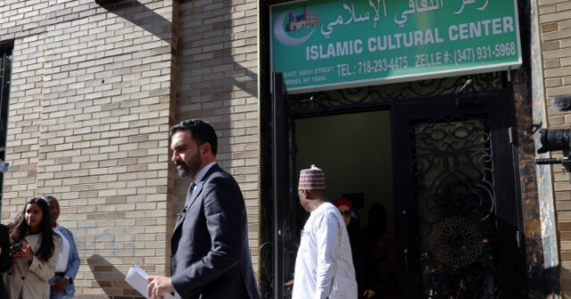 Mamdani Leads NYC Race Amid Endorsements, Scrutiny