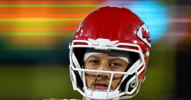 NFL Fans Enraged After Chiefs Appear to Talk Refs Out of Obvious Penalty