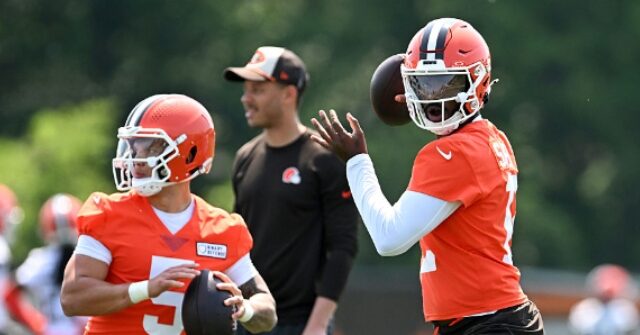 Browns Bench Flacco for Dillon Gabriel, Shedeur Sanders Left Out