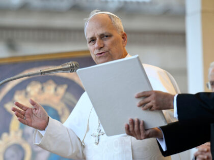 VATICAN CITY, VATICAN - OCTOBER 06: (EDITOR NOTE: STRICTLY EDITORIAL USE ONLY - NO MERCHAN