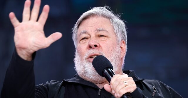 Urgente! 'Godfathers of AI' e Steve Wozniak se Juntam a Centenas em Apelo por Banimento de IA Superinteligente