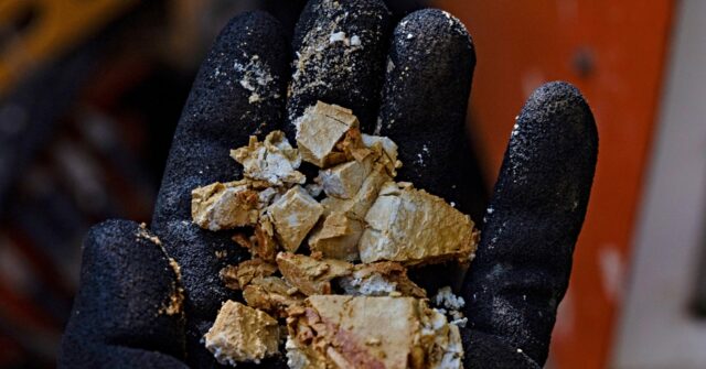 China Tightens Controls on Rare Earths Ahead of Trade Talks with Trump