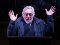 Robert De Niro: ‘Face Him and Fight It Out’ Because Trump ‘Will Not Leave the White House’