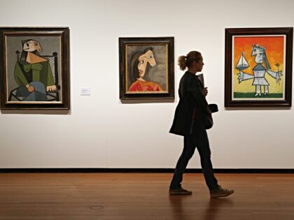 Small But Prized Picasso Painting Disappears on Trip from Madrid Museum