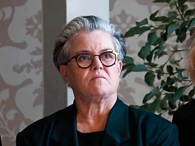 rosie O'donnell in ireland LOS ANGELES, CALIFORNIA - NOVEMBER 19: (L-R) Rosie O'Donnell, Melanie Griffith, and Rita W