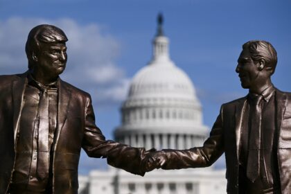This statue showing US President Donald Trump holding hands with sex offender Jeffrey Epst