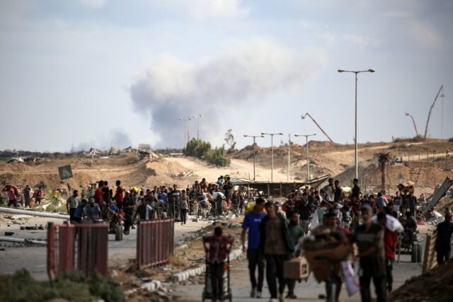 Strikes have continued in Gaza despite a renewed diplomatic push to seal a ceasefire deal
