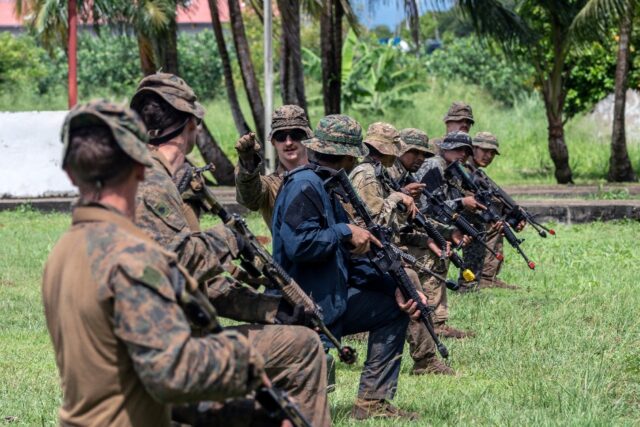 US Marines and Panamanian police carry out jungle combat drills on Panama's Caribbean