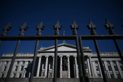 US Treasury data showed the overall budget deficit shrank by two percent over the past yea