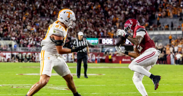 Alabama Beats Tennessee 37-20
