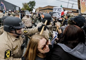 Arrests made as protests start early at Chicago-area ICE facility