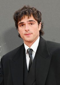 'Frankenstein' stars attend London premiere, appear in new posters