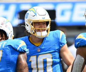 'Herculean' Herbert, turnovers help Chargers send Dolphins to 1-5