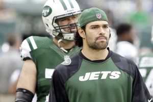 Former NFL QB Mark Sanchez stabbed and arrested in Indianapolis