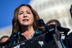 Rep.-elect Adelita Grijalva, Dems protest swearing-in delay