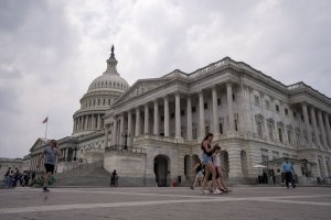 Shutdown Day 20: Hassett predicts impasse over this week
