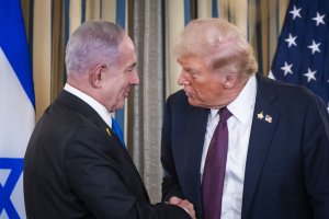 Trump sets Sunday deadline for Hamas to agree to peace plan