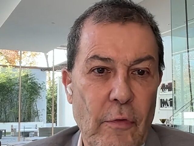 Democrat Strategist: Party Must Look at Non-Politician for 2028 Nominee