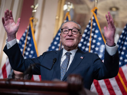 Chuck Schumer Begins to Embrace Zohran Mamdani Following Election