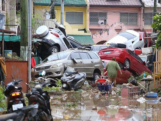 AP25308202141620 Title: APTOPIX Philippines Extreme Weather Asia Typhoon Image ID: 25308202141620 Article: