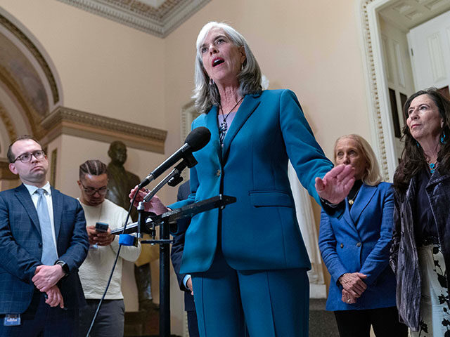 Title: Government Shutdown Image ID: 25316001411590 Article: Democratic Whip Rep. Katherin