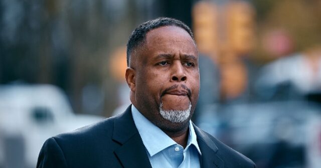 
                            Ex-NBA Player Damon Jones Pleads Not Guilty in Gambling Case