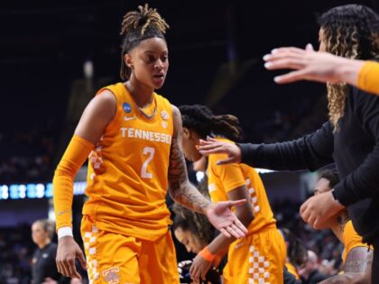 Carmen Mandato_Getty Images (8)