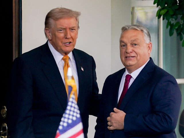 US President Donald Trump and Viktor Orban, Hungary's prime minister, outside the Wes