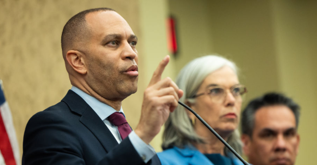 
                            DNC Takes Out $15 Million Loan During Donation Shortfall as Midterms Approach