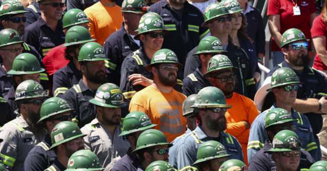 Inflationary Pressures Ease in Manufacturing Sector as Private Surveys Clash