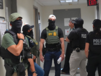 Illinois Passes Law Preventing ICE Arrests in Courthouses