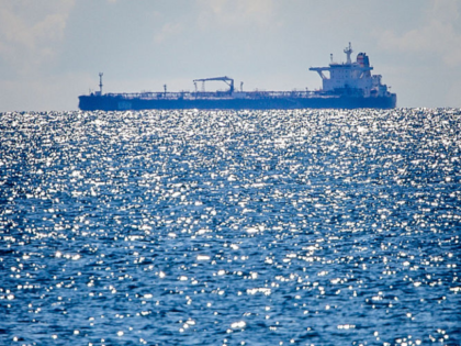 17 August 2025, Mecklenburg-Western Pomerania, Sassnitz: The tanker "Eventin" is still off