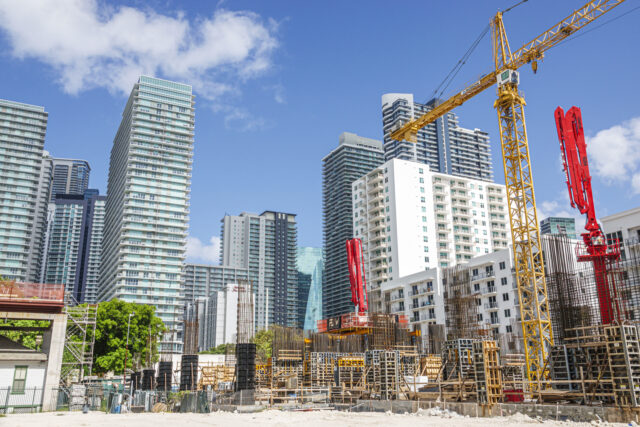 Construction Spending Accelerates in August, Defying Forecasts